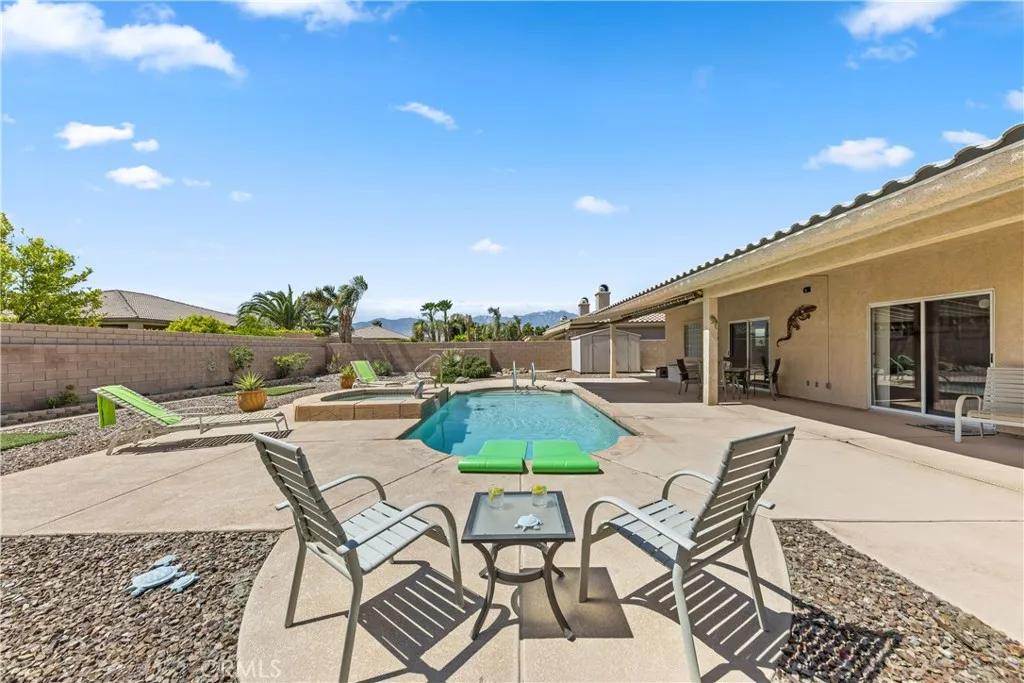 74119 Academy Lane E, Palm Desert, California 92211 home-pic-1